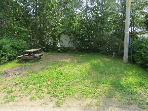 Site 6C de campement pour roulotte et remorque Emplacement 6C de campement pour roulotte et remorque
