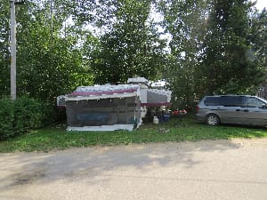 Site 6D de campement pour roulotte et remorque Emplacement 6D de campement pour roulotte et remorque