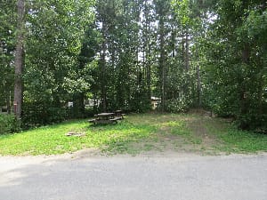 Site 8 de campement pour individus et groupes Emplacement 8 de campement pour individus et groupes