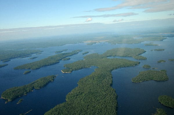 vue aerienne iles lac Baskatong vue aerienne iles lac Baskatong